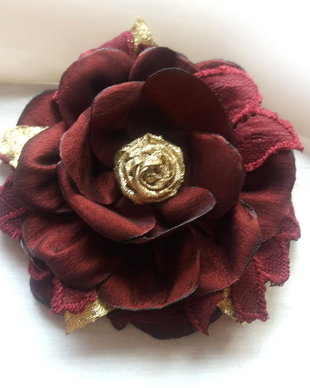 Brosa floare textila/Brosa textila