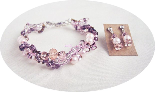 set cristalin roz violet cu perle si cristale