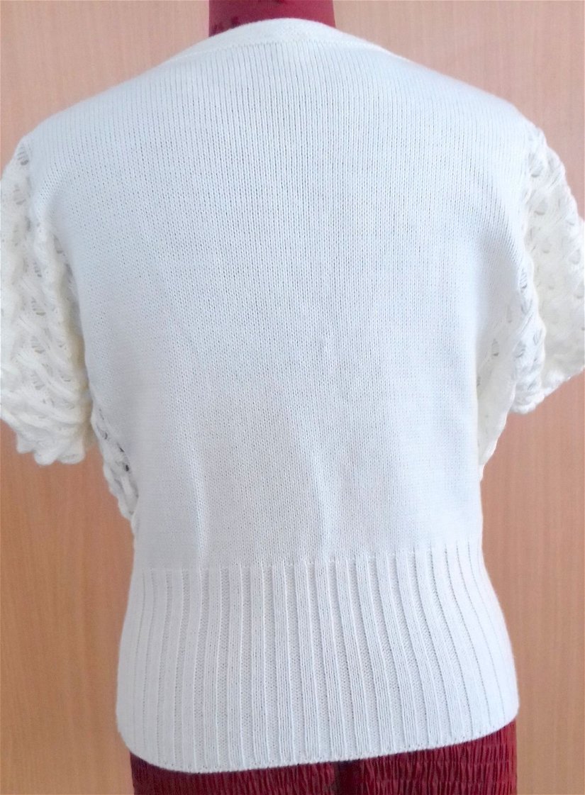 bluza-pulover tricotat