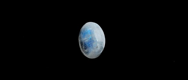 Moonstone  albastru oval - aprox  18 x 13 mm [ M3 ]