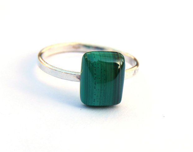 Inel verde delicat din Argint 925 si Malachit natural dreptunghiular - IN495 - Inel pietre semipretioase, inel casual