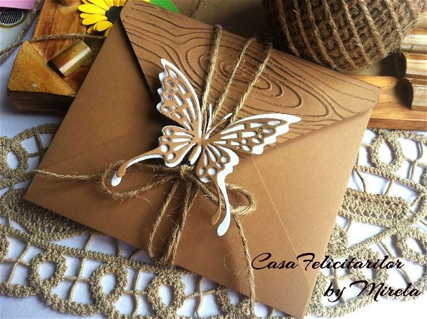 Plic craft decorat cu fluture dantelat