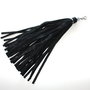 Ciucure negru. Accesoriu.