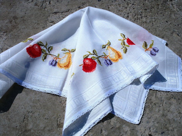 Broderie44