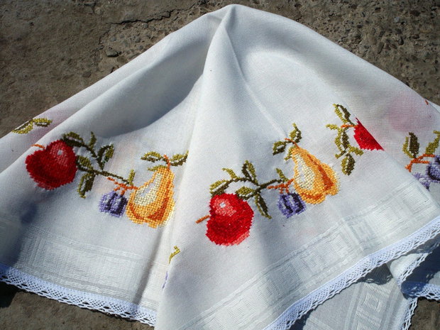 Broderie44