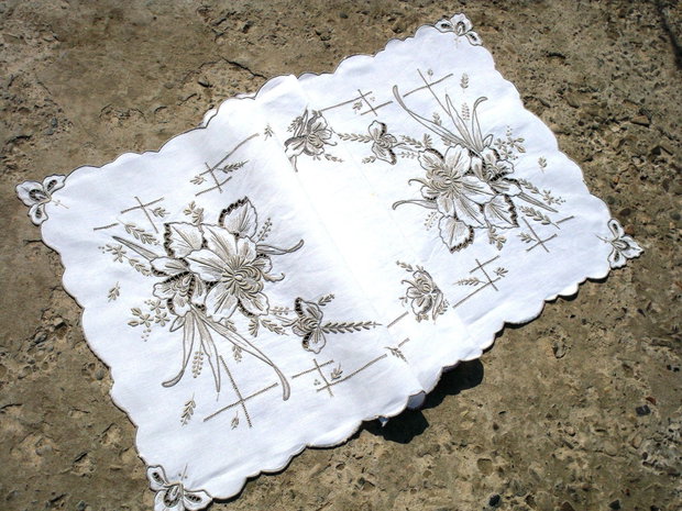 Broderie46