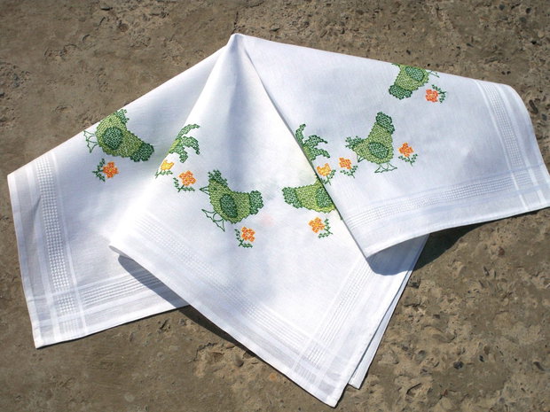 Broderie48