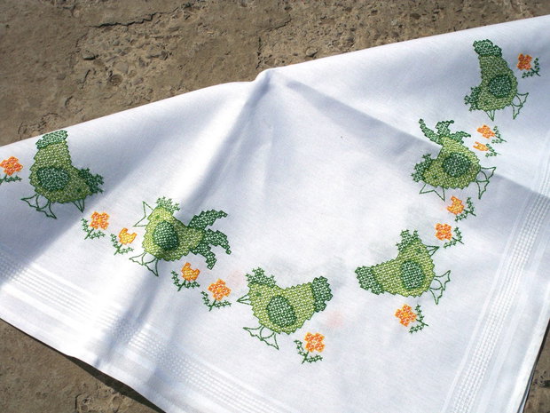Broderie48