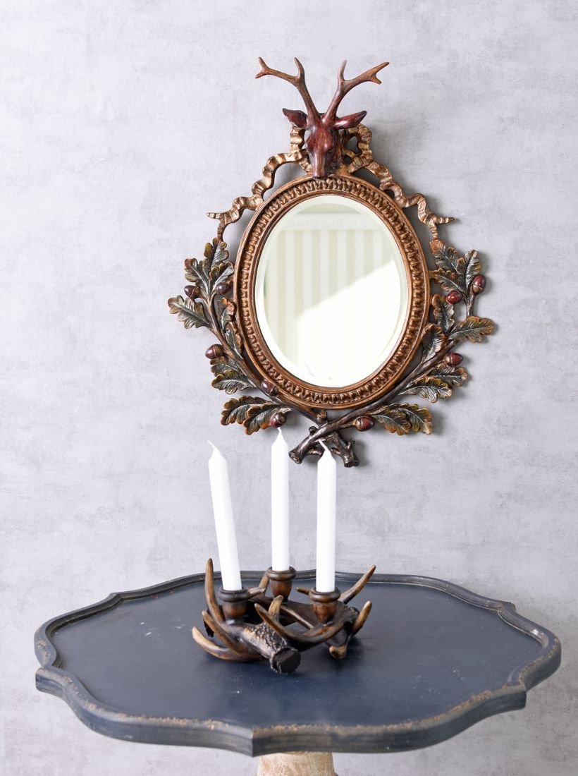 Oglinda decorativa din rasini speciale cu cap de cerb