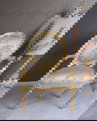 Semifotoliu din lemn masiv auriu cu tapiterie grej cu flori