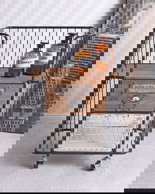 Comoda din metal cu lemn masiv maro