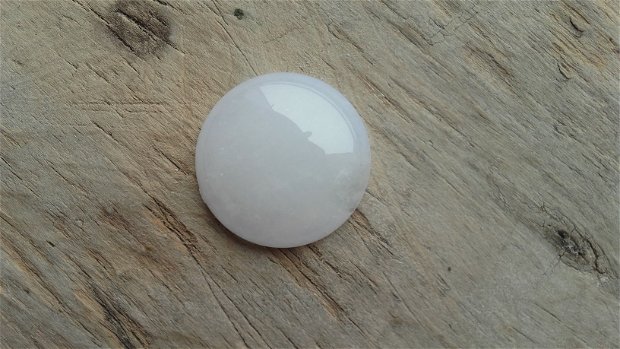 Cabochon jad alb, 30 mm