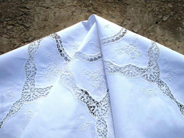Broderie67