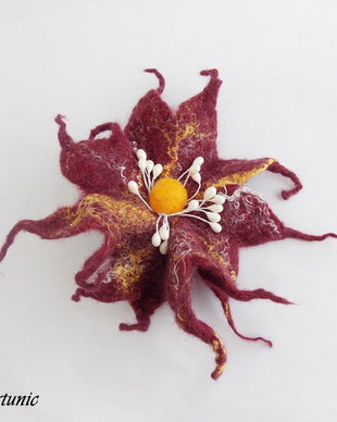 Brosa impaslita - floare