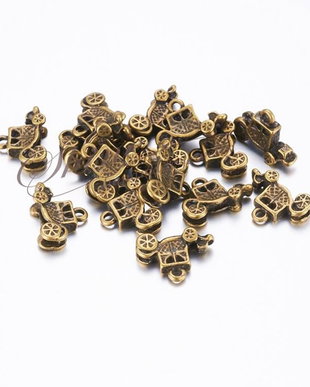 Charm caleasca, bronz antichizat