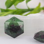 Pandantiv Ruby in Zoisite 28~29x25x9~10mm (1)
