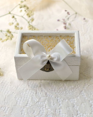 Cutie de verighete ivory picatata manual