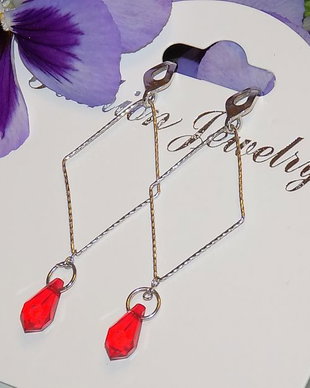 Cercei"Red  Drop"-vandut