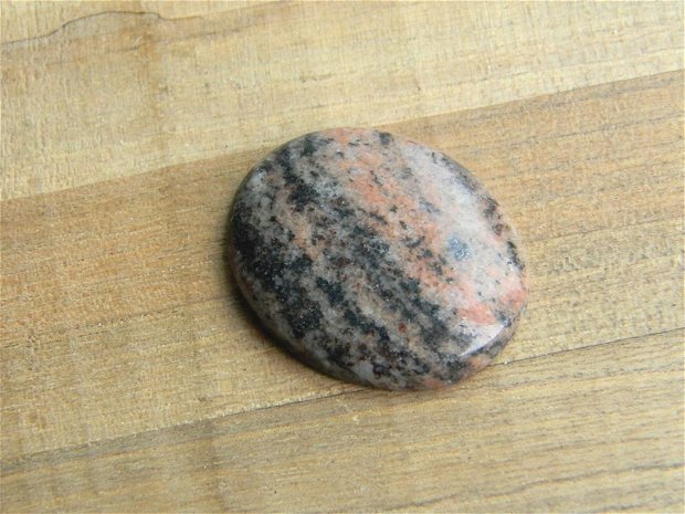 Caboson opal dendritic (C92)