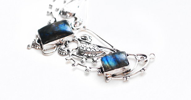 Baza colier din alama argintata si labradorite multi-flash