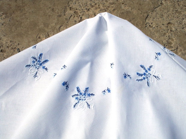 Broderie 103