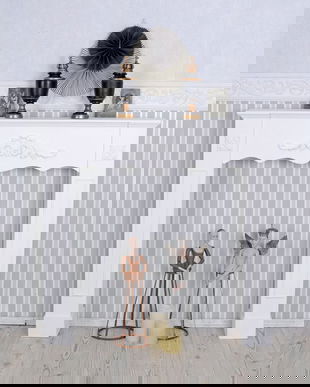 Suport semineu alb din lemn masiv cu coloane