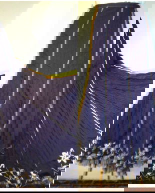 FUSTA CU BRODERIE SI TULLE