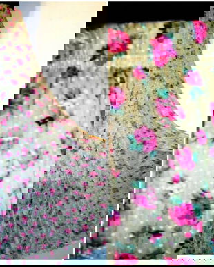 FUSTA BOEMA,CU TRANDAFIRI