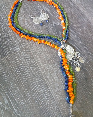 Set lapis, peridot si coral