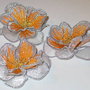 Flori 3D brodate pe organza