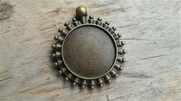 Pandantiv bronz, baza cabochon 25 mm