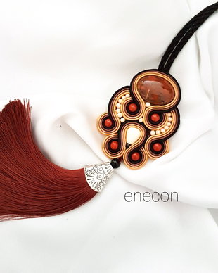 Pandantiv soutache lung cu jasp si ciucure