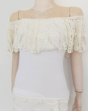 Bluza din tricot cu volan crosetat, dantelat