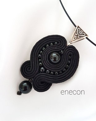 Pandantiv soutache negru cu onix