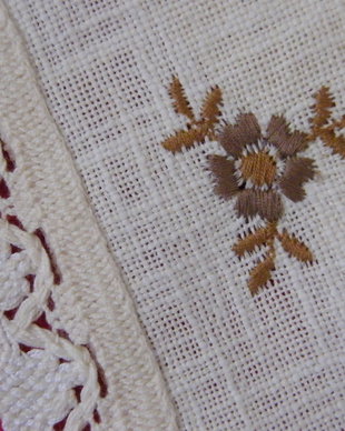 Servet rustic brodat