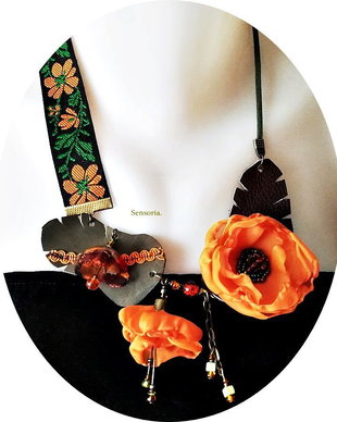 colier floral insorit
