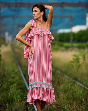 O rochie pt o  vara de poveste ,la mare ,la soare,la plaja