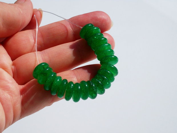 Green jade rondele