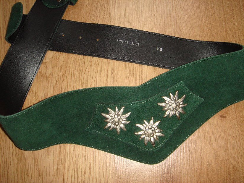 OFERTA - Centura bavareza, din piele intoarsa verde, cu aplicatii metal