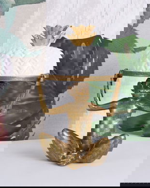 Platou din portelan cu maimuta din rasini speciale