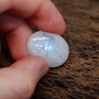 Moonstone  oval  [ M00 ]