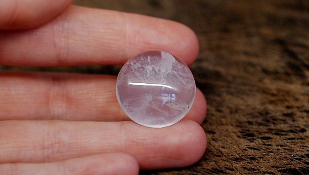 Cabochon quartz roz  - 23 mm - [ Q0 ]