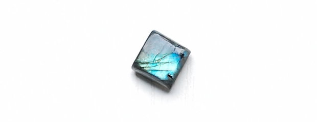 Cabochon Labradorit  flashy - G05