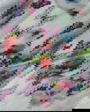 Batic triunghi cu fluturi