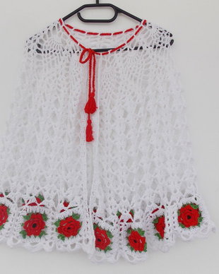 Vândut Capa crosetata cu floricele rosii crosetate 3D