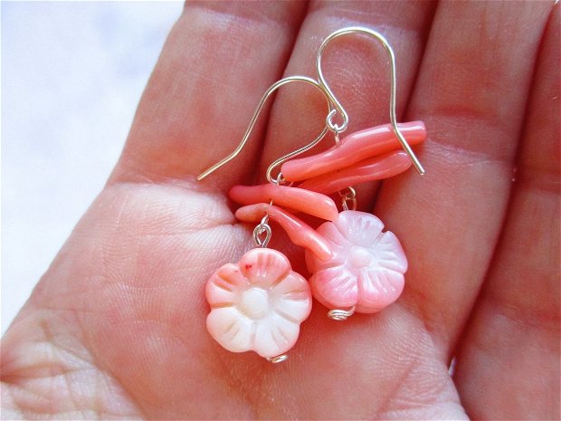 Cercei argint cu flori si ramurele din coral roz somon
