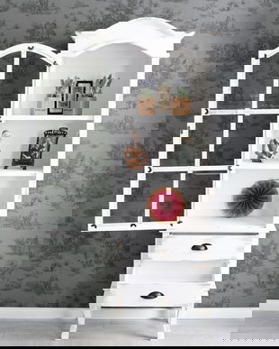 Vitrina din lemn masiv alb cu doua sertare