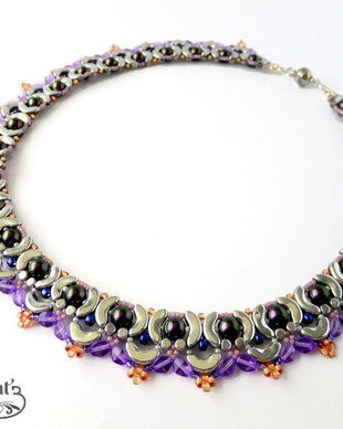 REZERVAT -Rock si violete - colier elegant