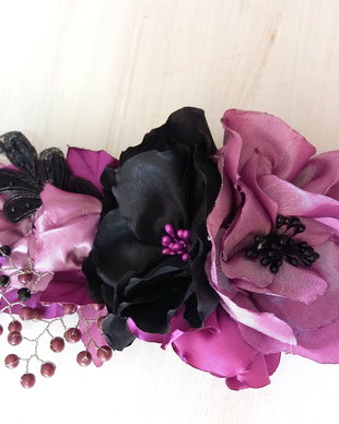 Brosa/Aplicatie pentru rochie/Flori rextile