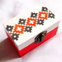 cutie cu motiv traditional 32134
